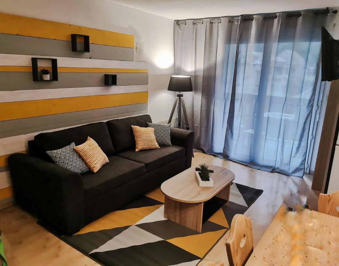 Appartement T3 dans résidence Juzet-de-Luchon Exterior foto